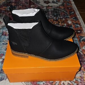 Black Ankle Boots